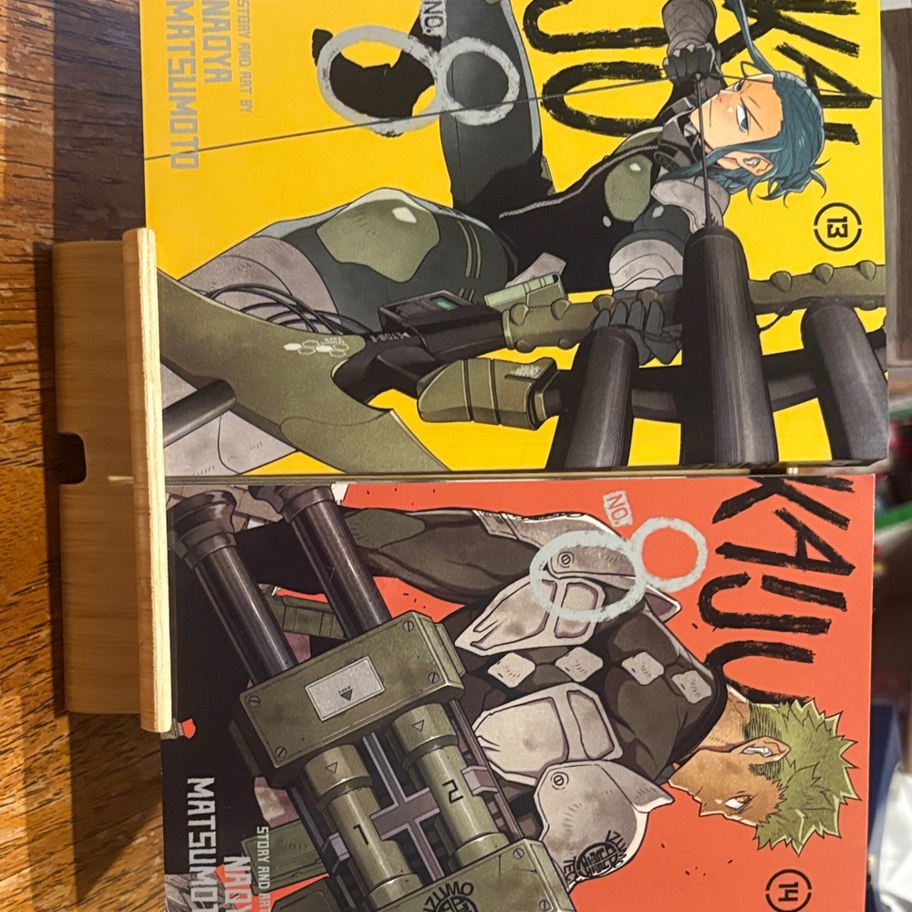 Kaiju no.8 vol. 1-14, kaiju no.8: B-side vol. 1-2 and kaiju no.8 relax vol. 1 - Picture 10 of 10